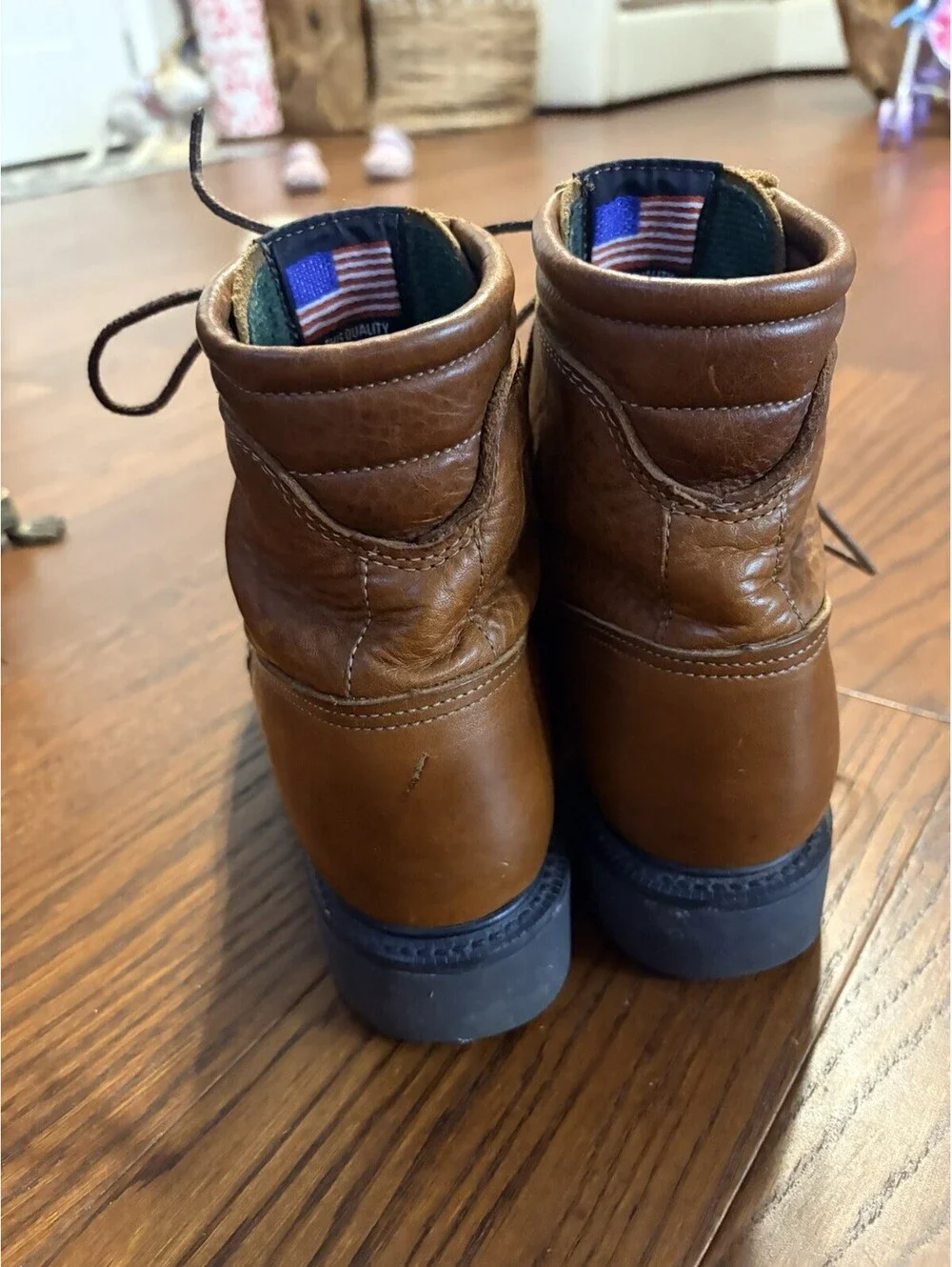 Justin L0770 vintage-style lace-up work boot Men's Size 8 C